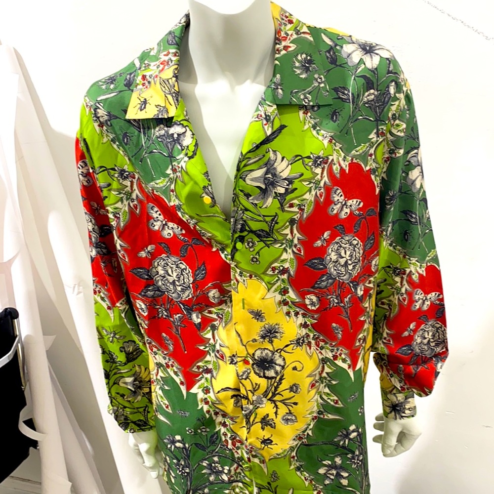 Brand new Gucci with tag floral print button down